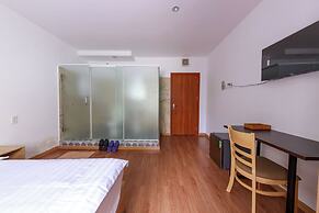 Venus Hotel & Massage - Bui Vien Walking