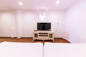 Venus Hotel & Massage - Bui Vien Walking