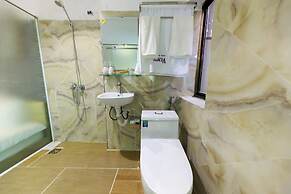 Venus Hotel & Massage - Bui Vien Walking