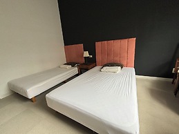 LANAI HOTEL AND Dormitory