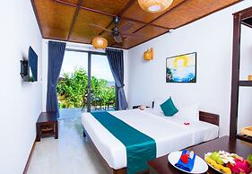 Adora Bay Ke Ga Beach Resort - Onsite Water Park