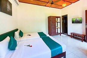 Adora Bay Ke Ga Beach Resort - Onsite Water Park