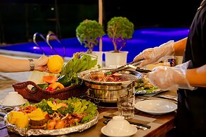 Adora Bay Ke Ga Beach Resort