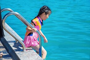 Adora Bay Ke Ga Beach Resort