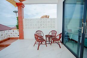 Adora Bay Ke Ga Beach Resort