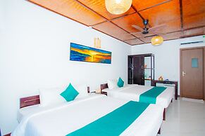 Adora Bay Ke Ga Beach Resort