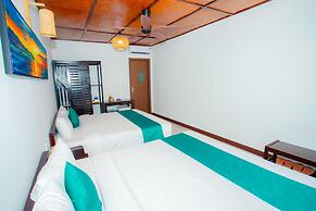 Adora Bay Ke Ga Beach Resort - Onsite Water Park