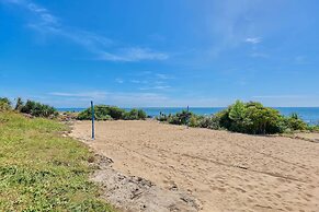 Adora Bay Ke Ga Beach Resort