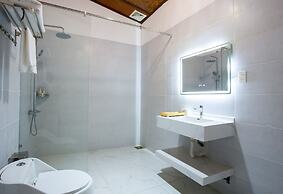 Adora Bay Ke Ga Beach Resort - Onsite Water Park