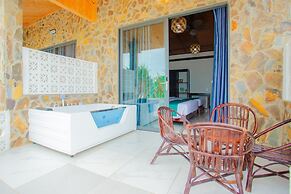 Adora Bay Ke Ga Beach Resort