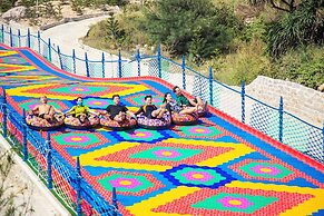 Adora Bay Ke Ga Beach Resort