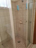 Finley Palm Motor Inn