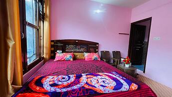 JIYAHA WATERFALL AND SNOW VIEW HOMESTAY