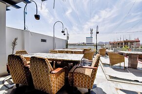 Naivara Boutique Hotel