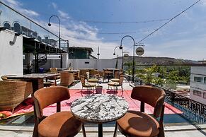 Naivara Boutique Hotel