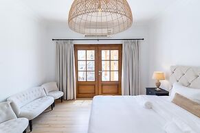 Al Junaidi Farm by Bridge Retreats