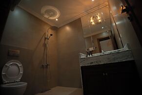 Al Junaidi Farm by Bridge Retreats