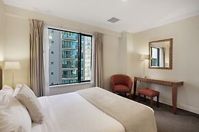 City Hideaway 1 BR Apt with Pool - Gym