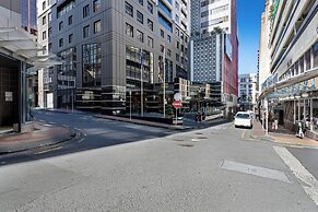 City Hideaway 1 BR Apt with Pool - Gym