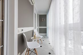 Designer Apartments near Dana Mall
