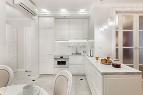 Designer Apartments near Dana Mall