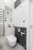 Designer Apartments near Dana Mall