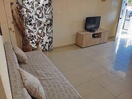 Villa Rugiada With Pool and sea View Located on the Front of Nissi Bea