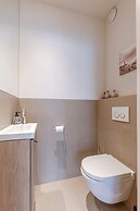 Modern Apartment Close to the Beach