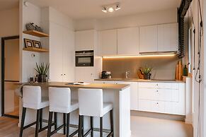 Modern Apartment Close to the Beach