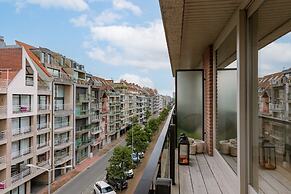 Modern Apartment Close to the Beach