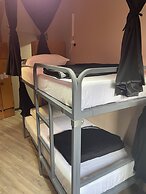 Hostel Aqui Há Gato