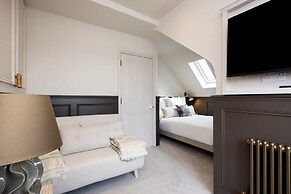 Richmond Garden Serenity