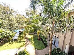 Room in Lodge - 3 Luxury Suites in Zambezi Boutique Lodge, ask About o