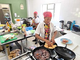 Room in Lodge - Luxury Suite in Zambezi Boutique Lodge 10