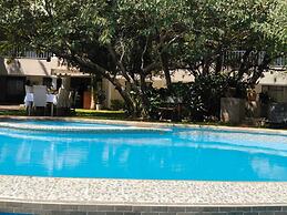 Room in Lodge - Luxury Suite in Zambezi Boutique Lodge 5