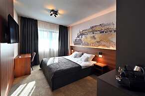 Tvrdjava Rooms - Novi Sad