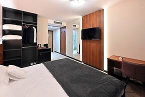 Tvrdjava Rooms - Novi Sad
