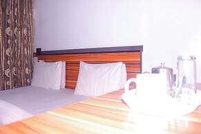 Pacific Paradise Suites