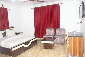 Pacific Paradise Suites