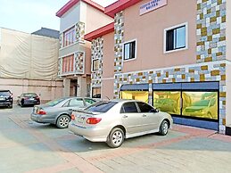 Pacific Paradise Suites