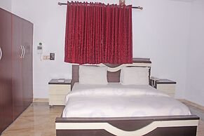 Pacific Paradise Suites