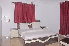 Pacific Paradise Suites