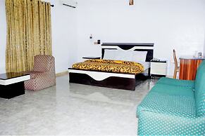 Pacific Paradise Suites