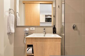 w Impeccable Loft w Great View in Santa Barbara