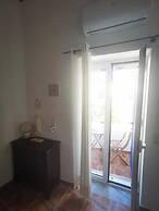 Authentic White House in Paros Lefkes