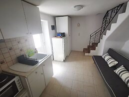 Authentic White House in Paros Lefkes