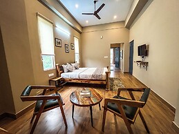 Hotel Alchemy Bistro & Inn