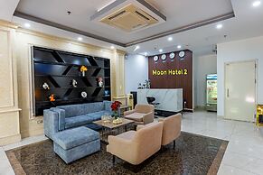 Moon Hotel Do Quang