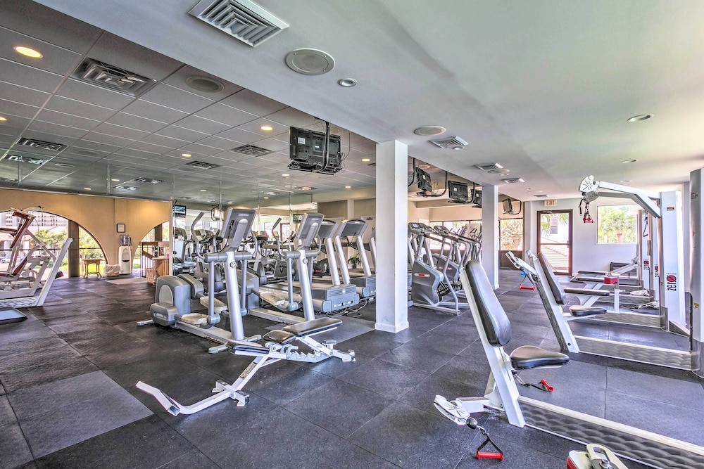 Pool & Beach Trolley Access: PCB Resort Condo!