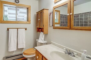 Hiking, Hunting & Skiing: Serene Sula Cabin